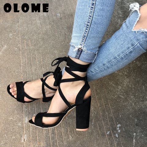 Summer New High-Heeled Strap Womens Square Heel Sandals Large Size Women's Shoes Cross Straps Thick With Fashion Beach Sandals